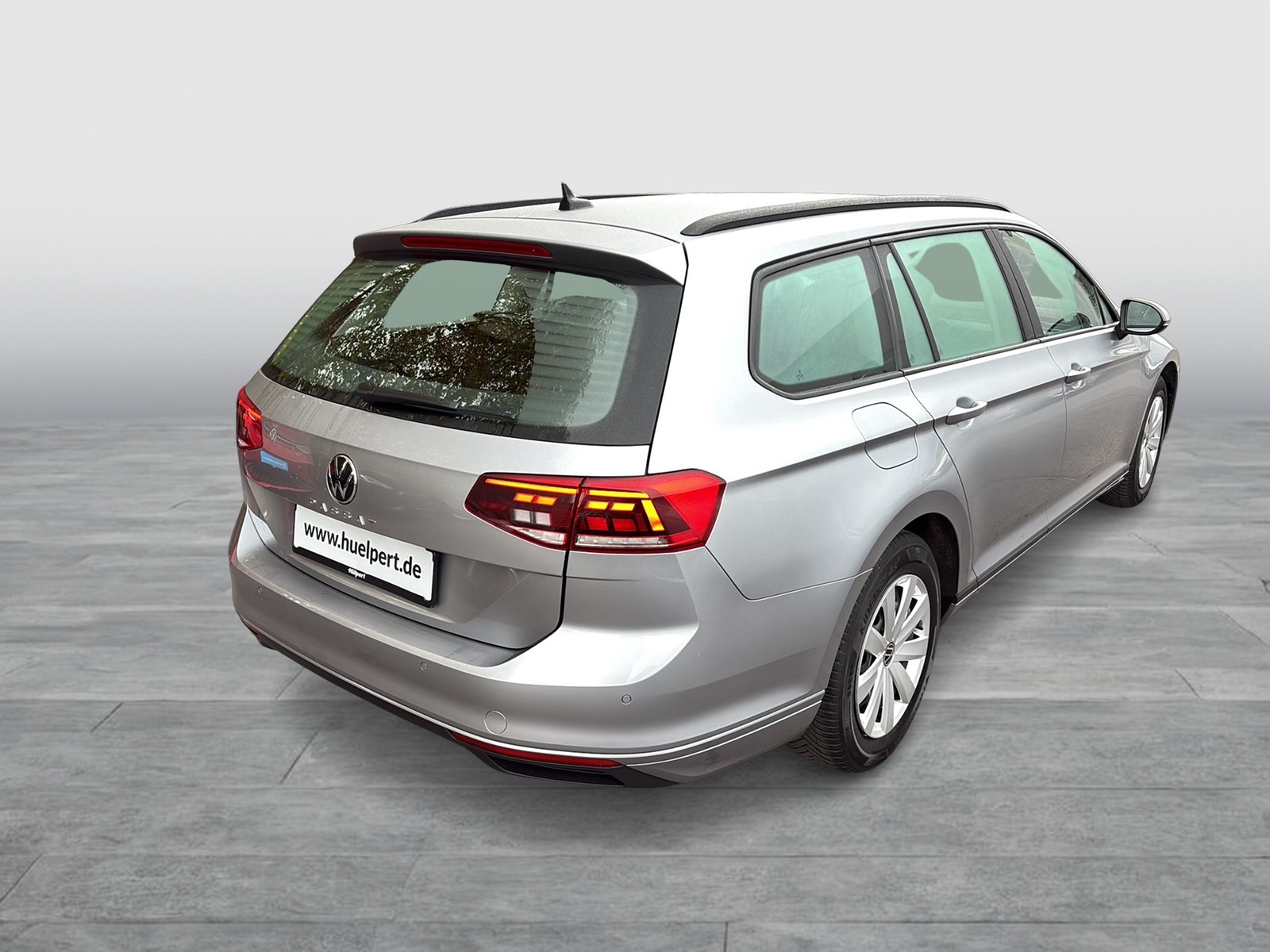 Volkswagen Passat Variant 1.5 NAVI KAMERA SITZHZG CARPLAY