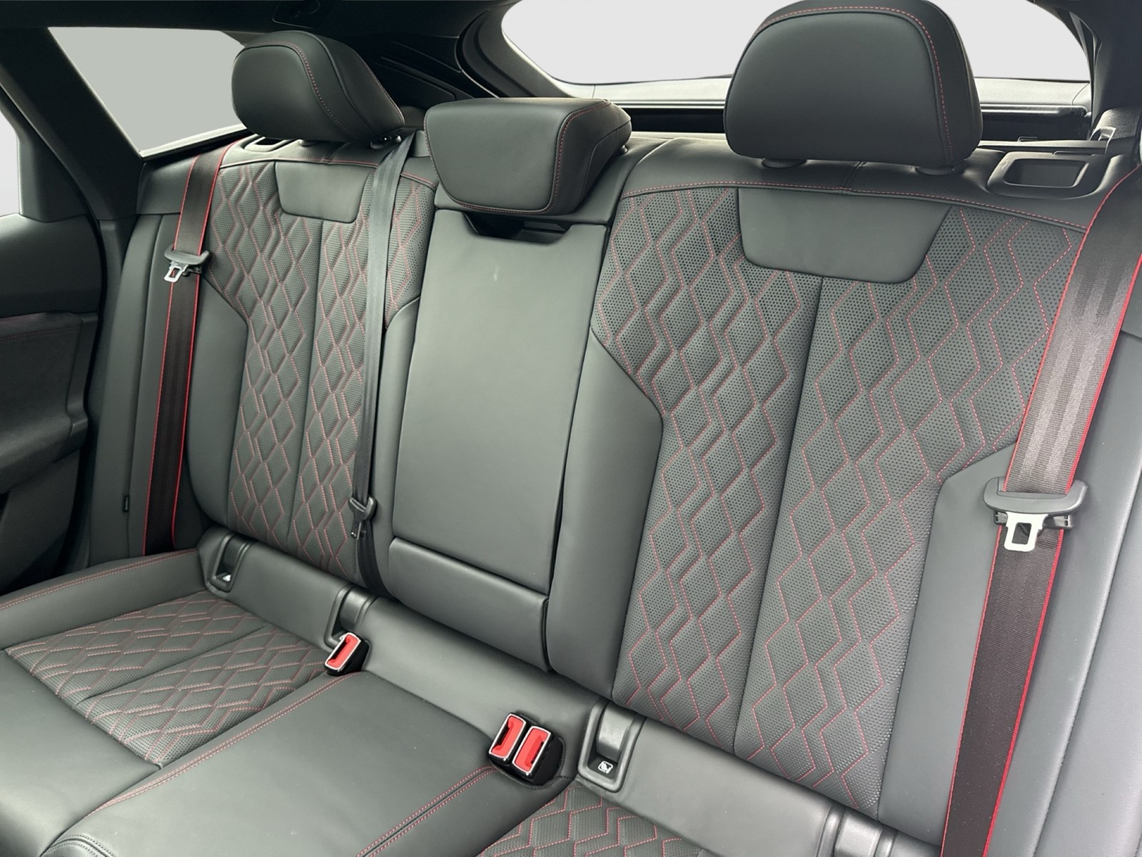 Audi S6 e-tron Avant quattro PANO B&O AHK 360CAM LM21