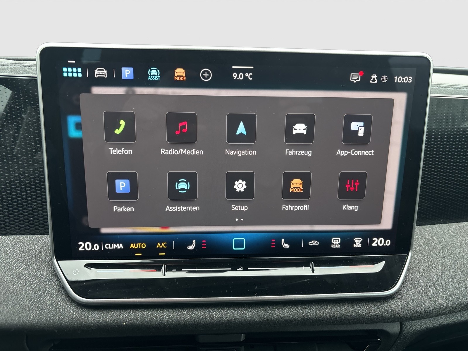 Volkswagen Tiguan 2.0 NEUES MODELL AHK CAM NAVI 17Z CARPLAY
