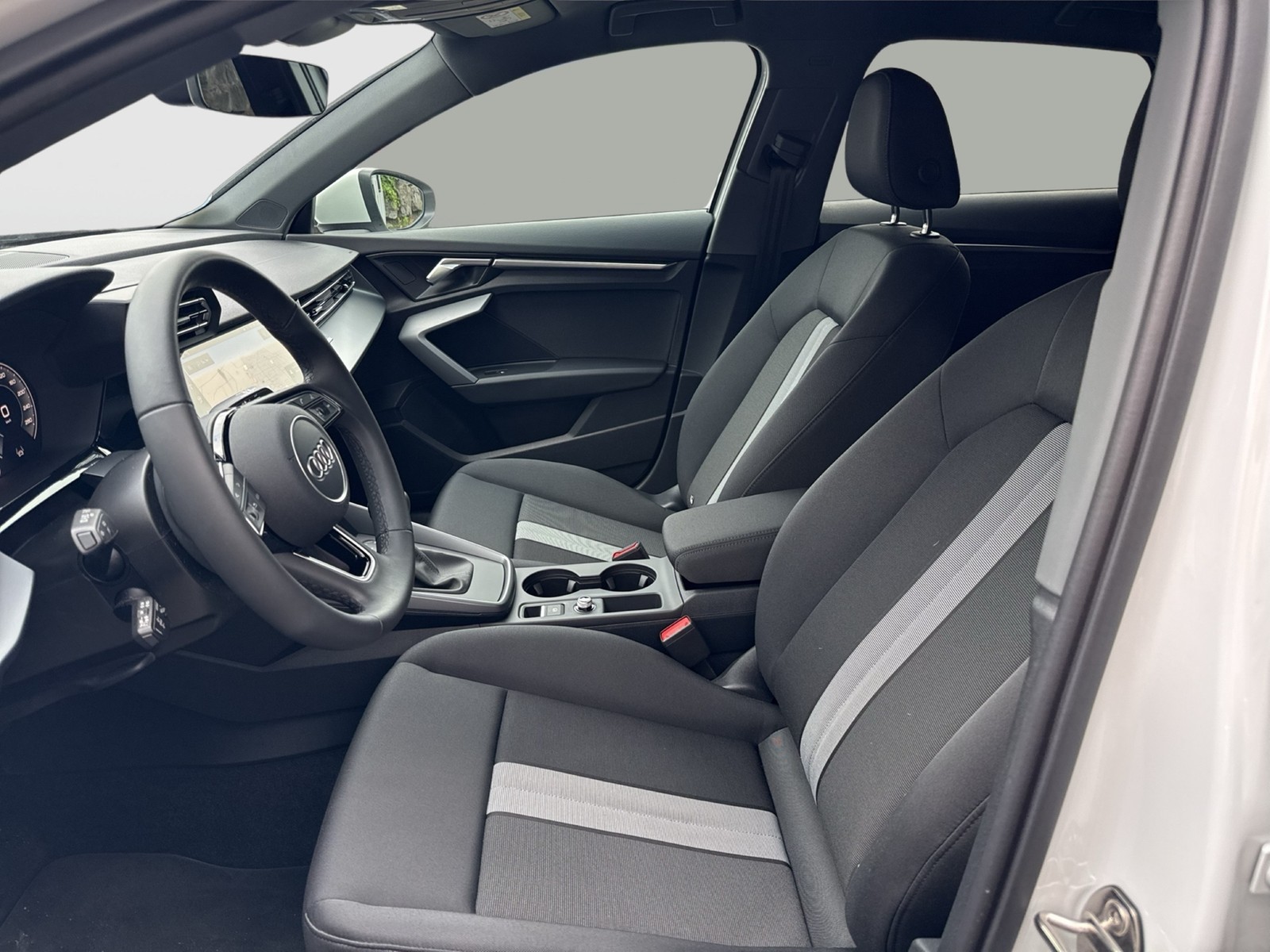 Audi A3 Sportback 30 CAM ACC E-KLAPPE NAVI+ LM17 SITZHZ.
