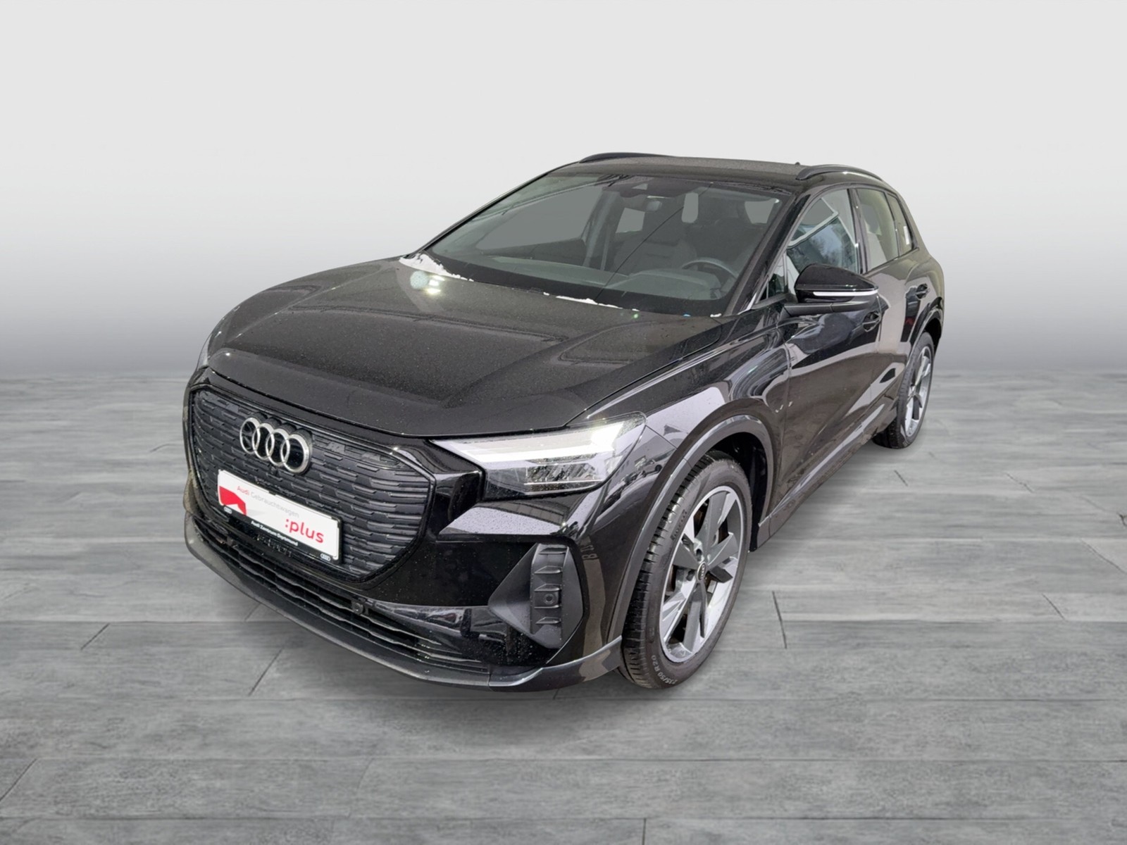 Audi Q4 e-tron 40 advanced BLACKPAK AHK ALU20 eKLAPPE
