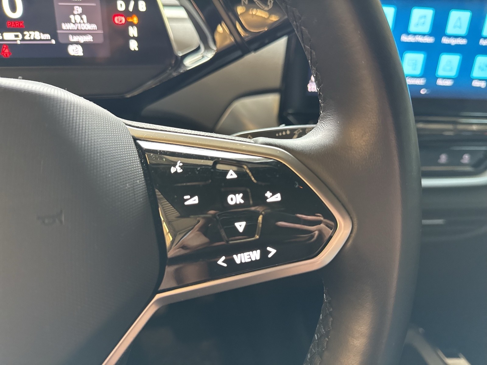 Volkswagen ID.4 Pro Performance 360°CAM ACC NAVI CARPLAY