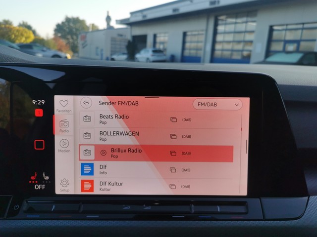 Volkswagen Golf VIII 1.5 ACTIVE ACC NAVI ALU SITZHEIZUNG