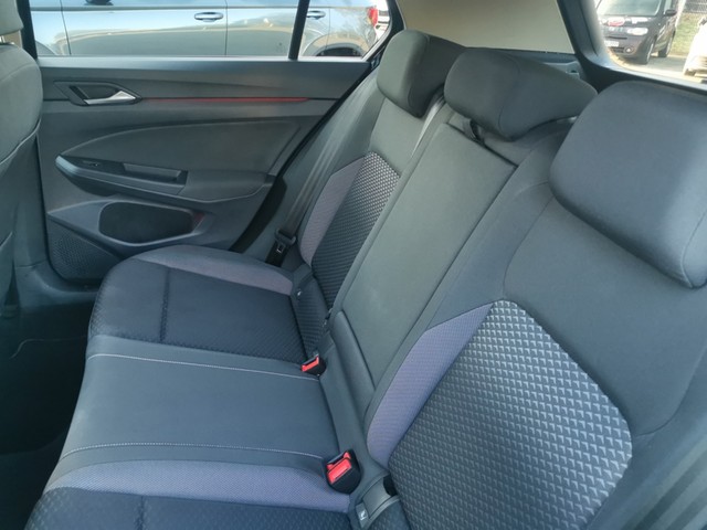 Volkswagen Golf VIII 1.5 ACTIVE ACC NAVI ALU SITZHEIZUNG