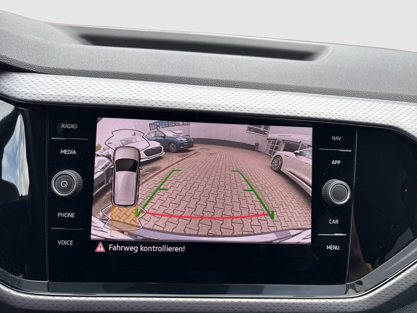 Volkswagen T-Cross 1.0 ACTIVE KAMERA CARPLAY ALU SITZHEIZ