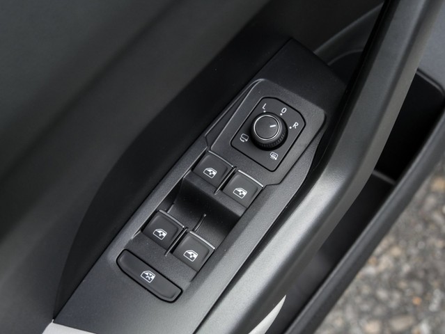 Volkswagen T-Cross 1.0 STYLE BEATS AHK KAMERA ALU18" NAVI