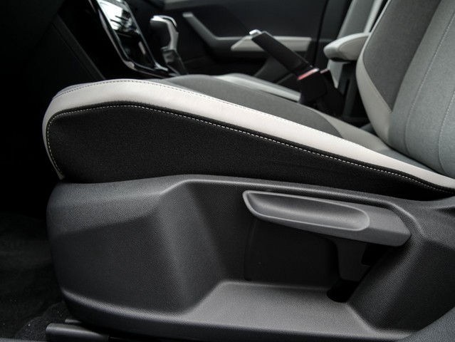 Volkswagen T-Cross 1.0 STYLE BEATS AHK KAMERA ALU18" NAVI