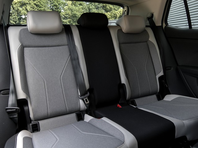 Volkswagen T-Cross 1.0 STYLE BEATS AHK KAMERA ALU18" NAVI