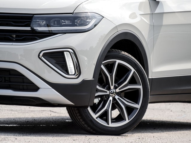 Volkswagen T-Cross 1.0 STYLE BEATS AHK KAMERA ALU18" NAVI