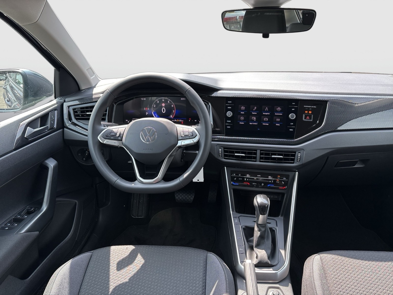 Volkswagen Taigo 1.5 LIFE CAM LM17 CARPLAY SITZHEIZUNG