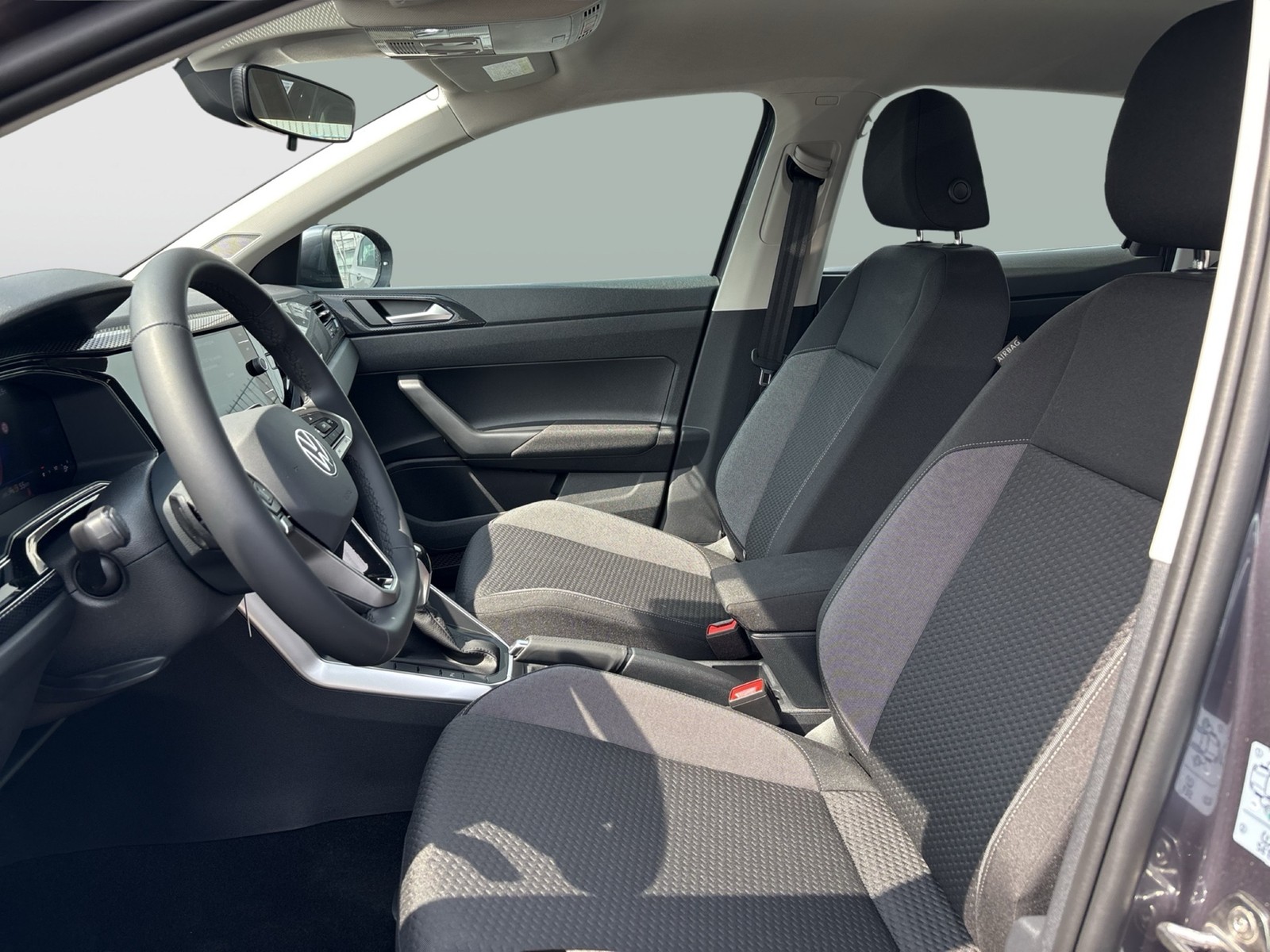 Volkswagen Taigo 1.5 LIFE CAM LM17 CARPLAY SITZHEIZUNG