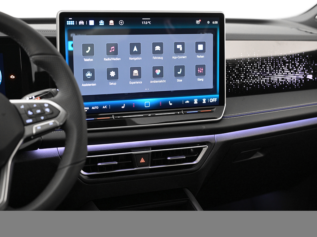 Volkswagen Tiguan 2.0 R-LINE DSG BLACKSTYLE AHK eKLAPPE