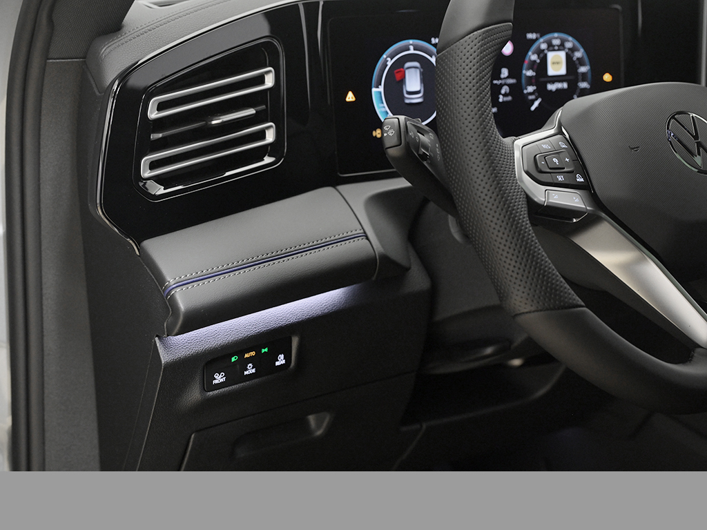 Volkswagen Tiguan 2.0 R-LINE DSG 4X4 BLACKSTYLE LEDER PANO