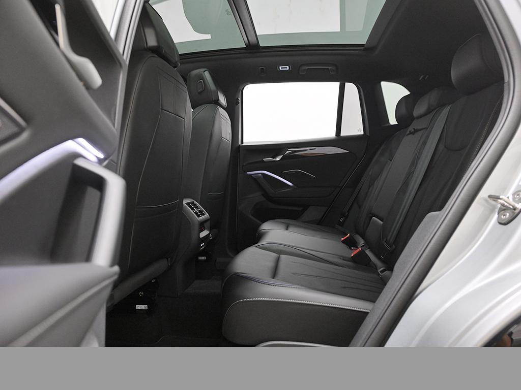 Volkswagen Tiguan 2.0 R-LINE DSG 4X4 BLACKSTYLE LEDER PANO