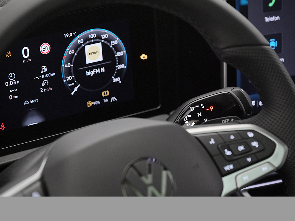 Volkswagen Tiguan 2.0 R-LINE DSG 4X4 BLACKSTYLE LEDER PANO