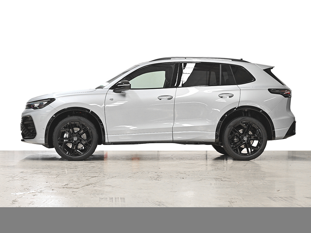 Volkswagen Tiguan 2.0 R-LINE DSG 4X4 BLACKSTYLE LEDER PANO