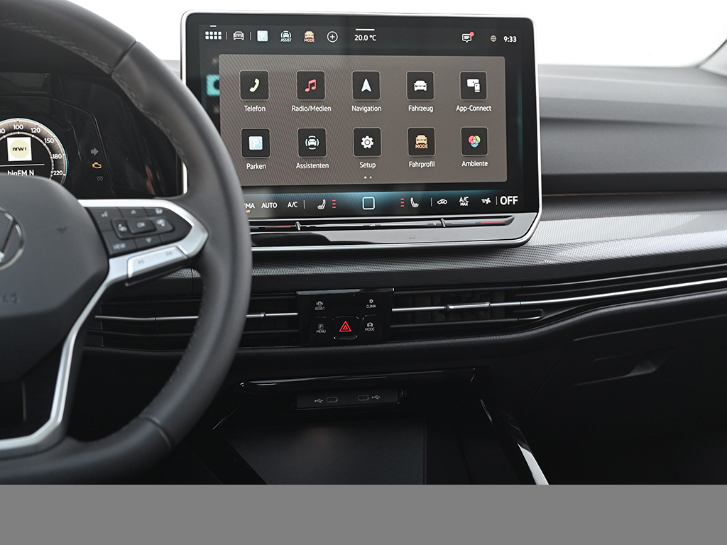 Volkswagen Golf Variant 1.5 STYLE DSG eKLAPPE AHK PANO CAM