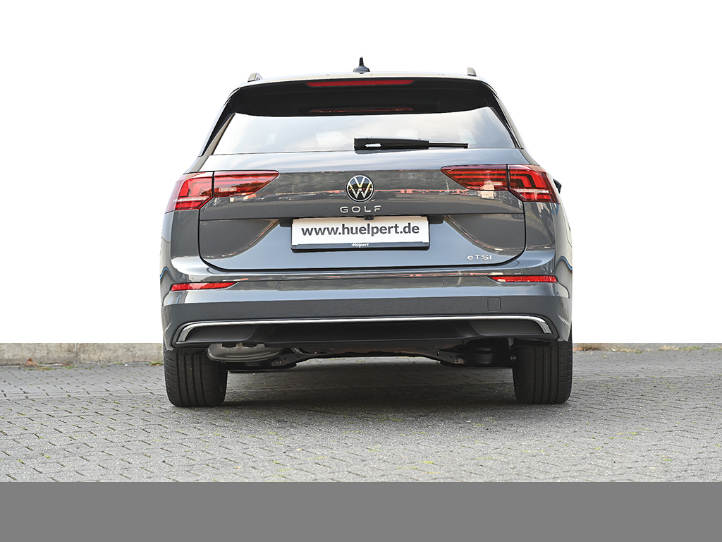 Volkswagen Golf Variant 1.5 STYLE DSG eKLAPPE AHK PANO CAM