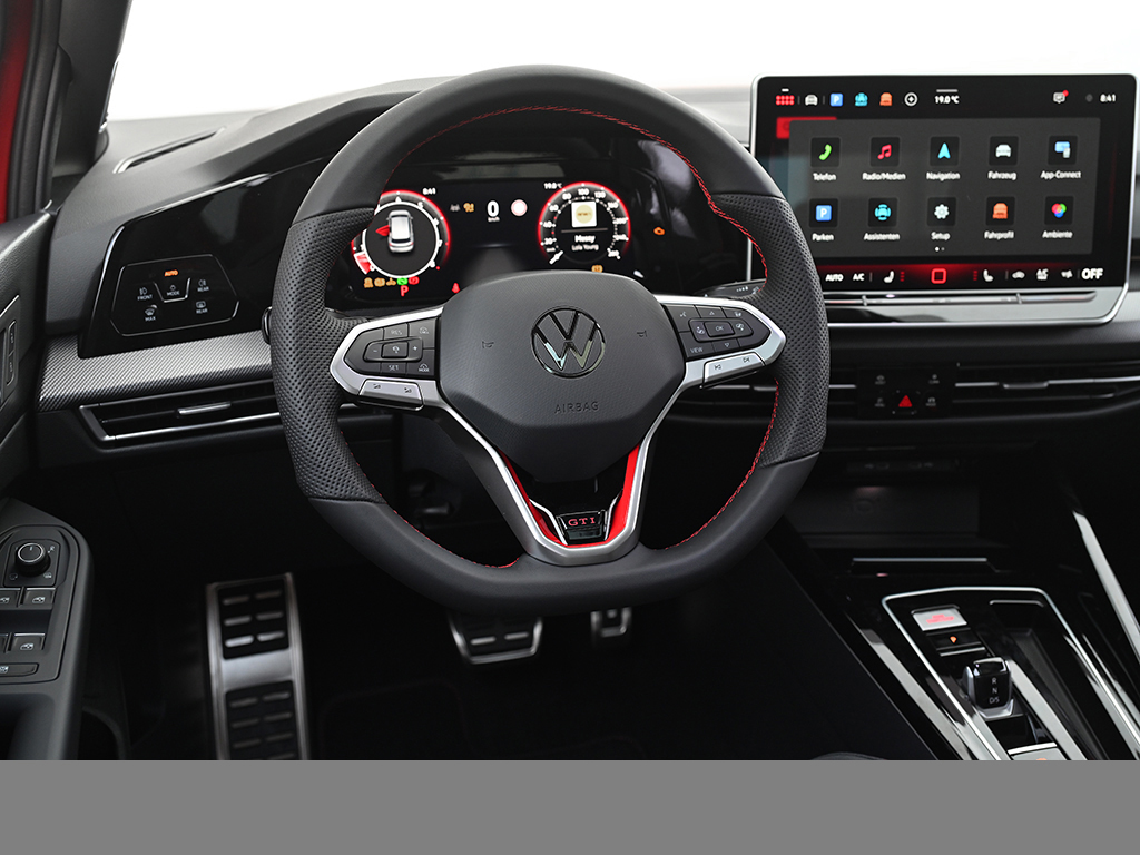 Volkswagen Golf GTI BLACKSTYLE HARMANKARDON PANO