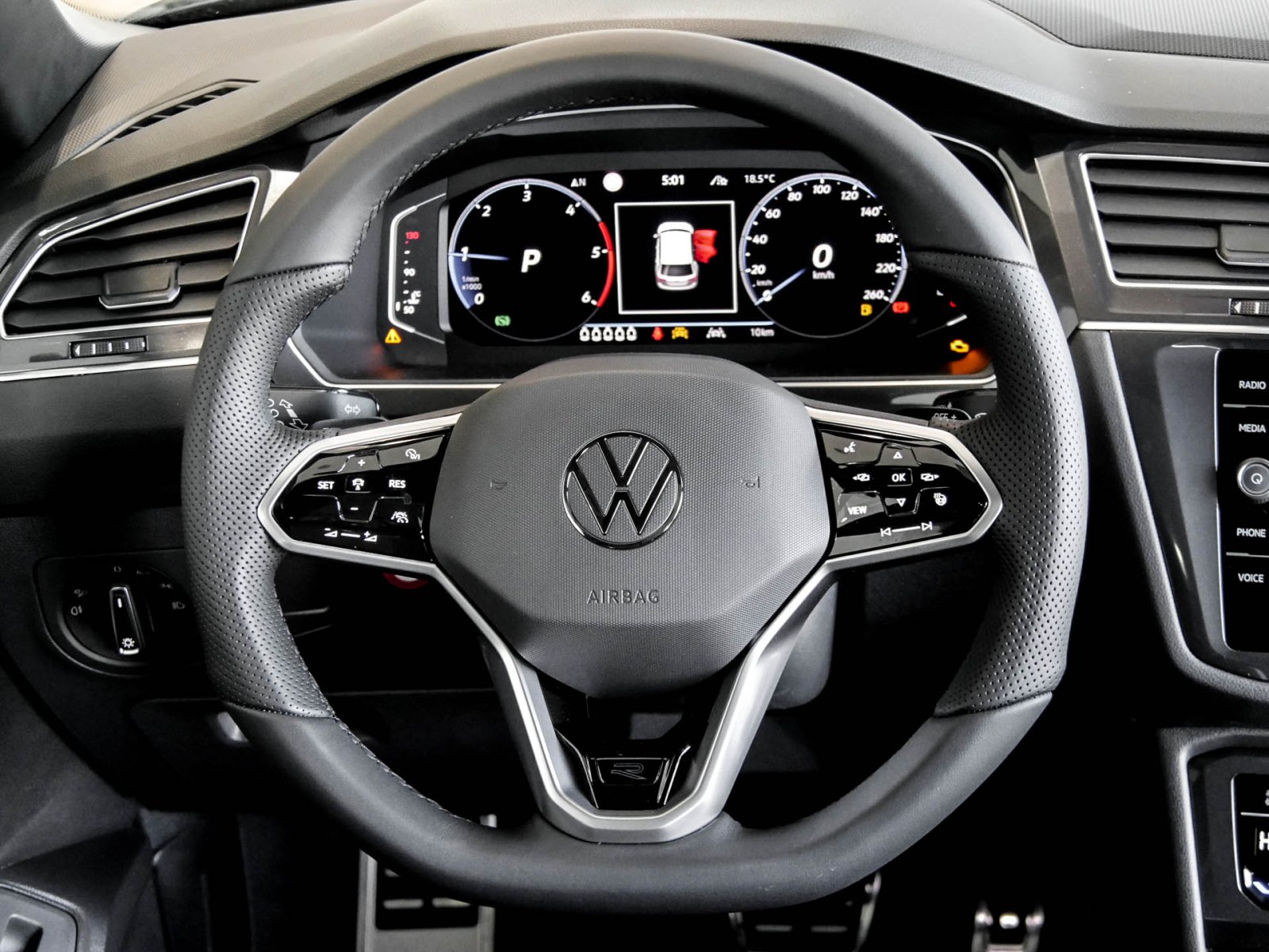 Volkswagen Tiguan Allspace 2.0 TDI R-LINE DSG 7SITZE LEDER