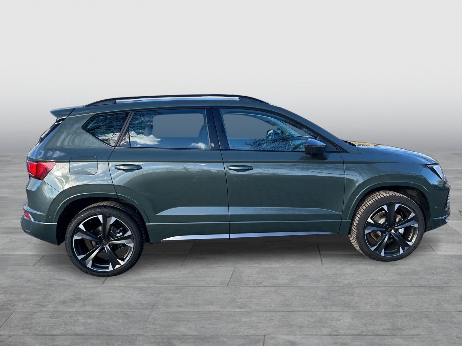 Cupra Ateca 2.0 4X4 PANO AHK 360°CAM ACC LM19 E-KLAPPE