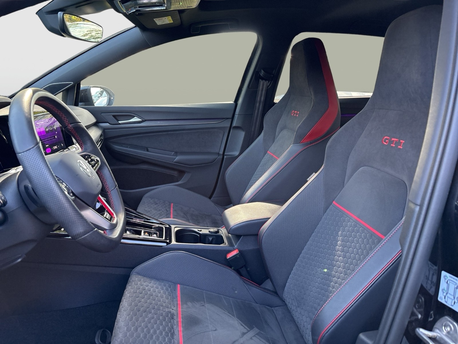 Volkswagen Golf 2.0 GTI CLUBSPORT BLACK PANO ALU19 H.KARDON