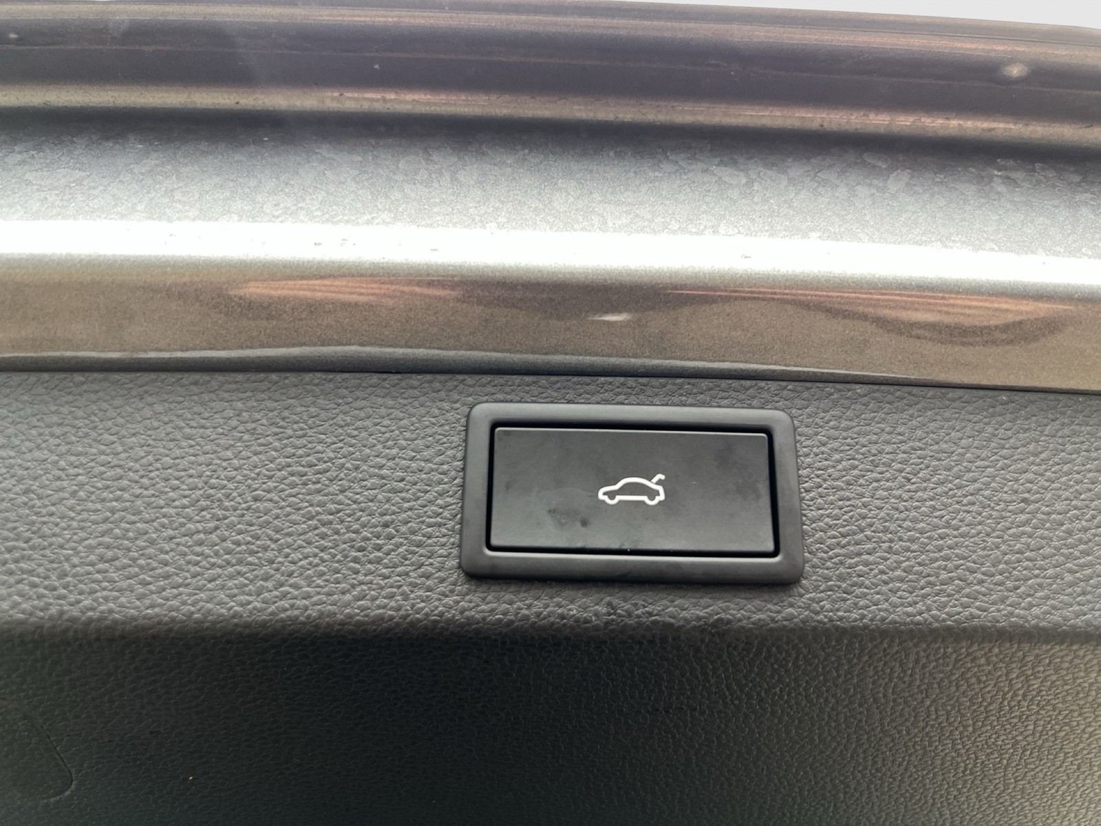 Skoda Karoq 1.5 SPORTLINE PANO CAM ACC MATRIX E-KLAPPE