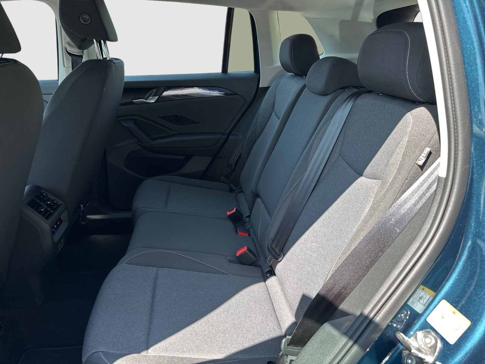 Volkswagen Tiguan 2.0 AHK CAM NAVI LM17 CARPLAY SITZHEIZUNG