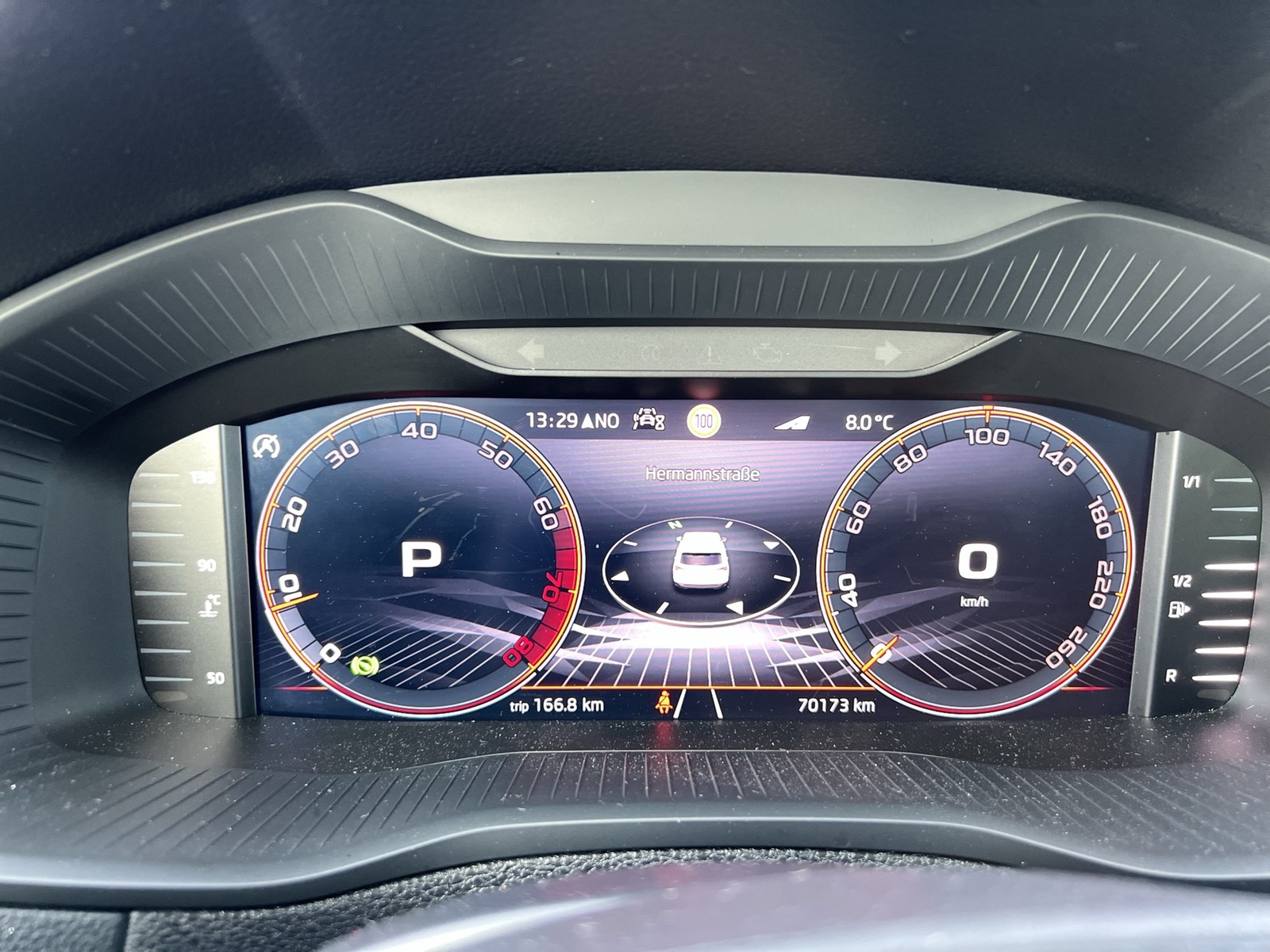 Skoda Karoq 2.0 SPORTLINE 4X4 LEDER CAM ACC MATRIX NAVI