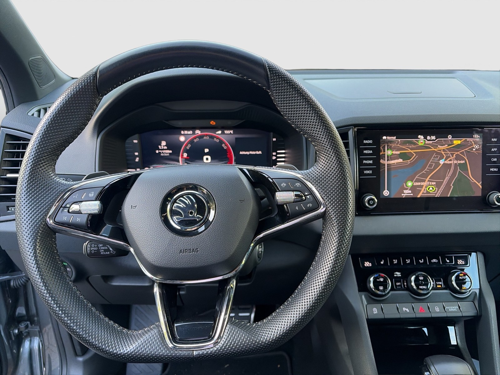 Skoda Karoq 2.0 SPORTLINE 4X4 LEDER CAM ACC MATRIX NAVI