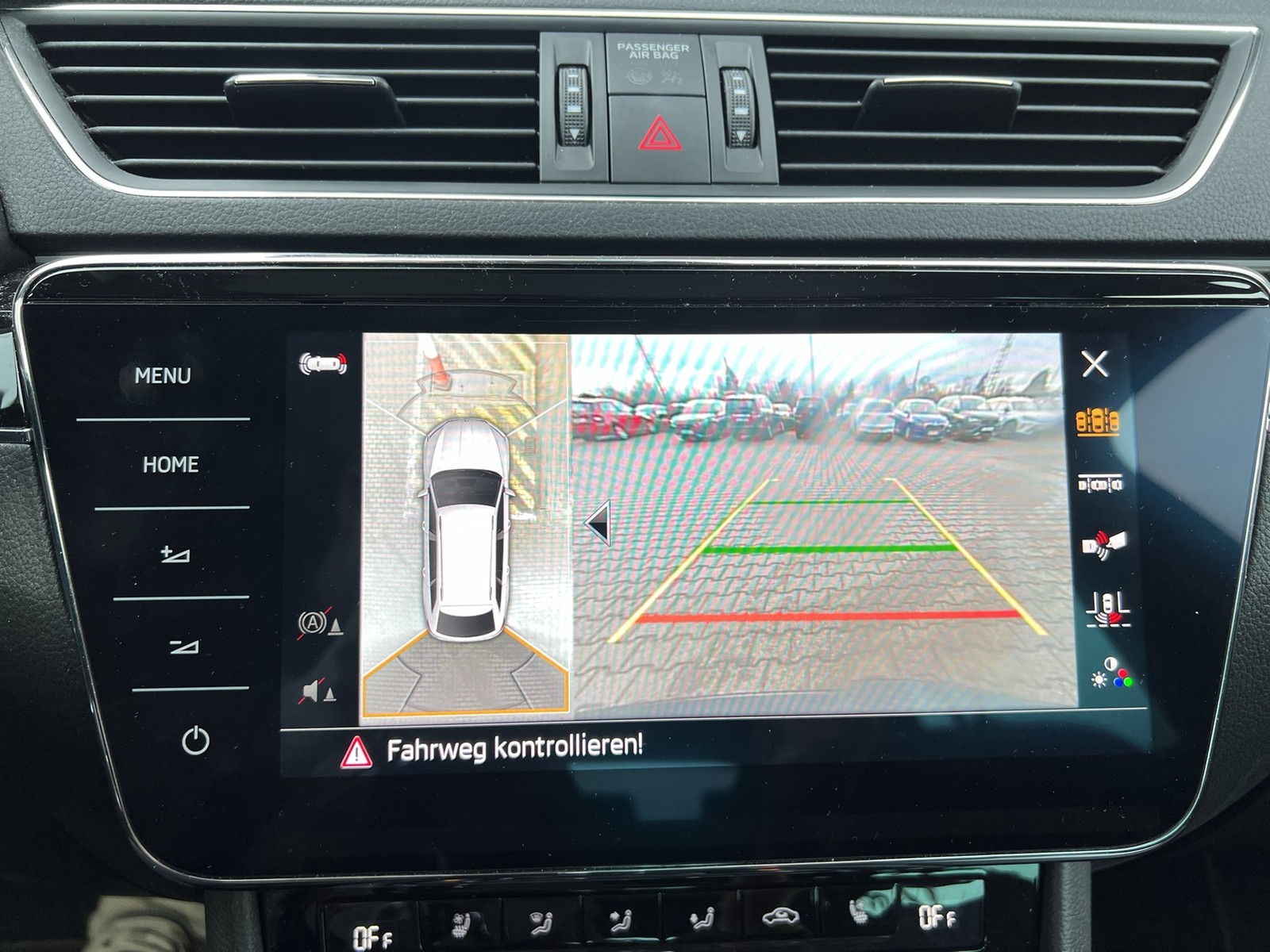 Skoda Superb Combi 1.4 iV L&K LEDER PANO STANDHZ. AHK