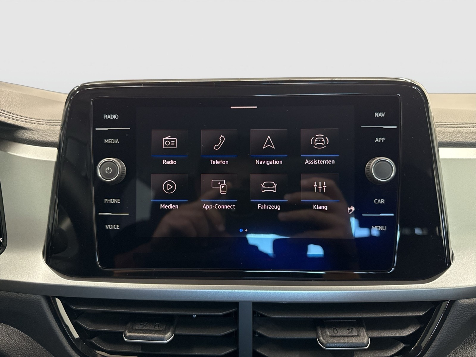 Volkswagen T-Roc 1.5 LIFE LM17 NAVI CARPLAY SITZHEIZUNG LED