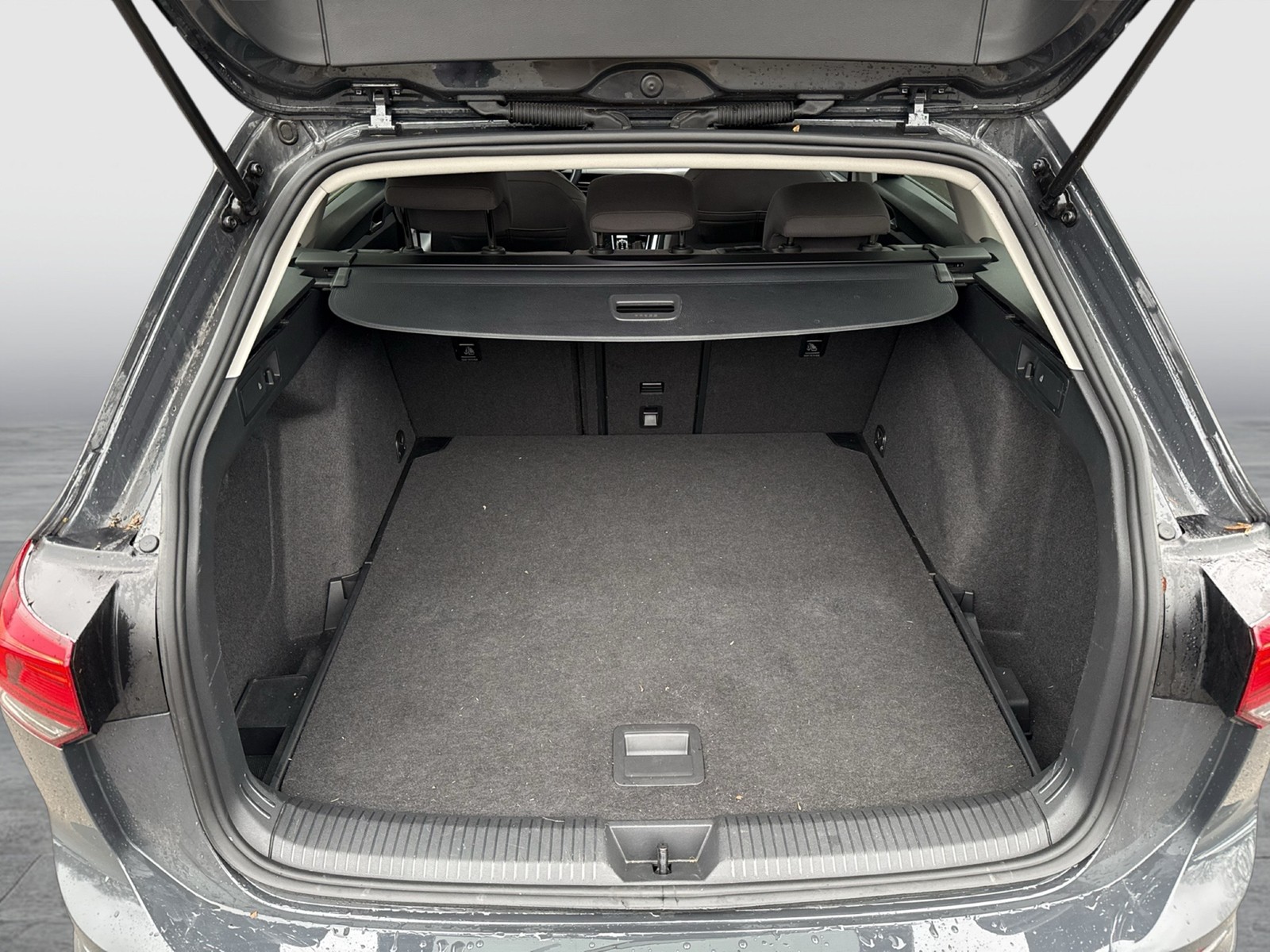 Volkswagen Golf Variant VIII 2.0 ALLTRACK 4X4 LED+ LM17 NAVI