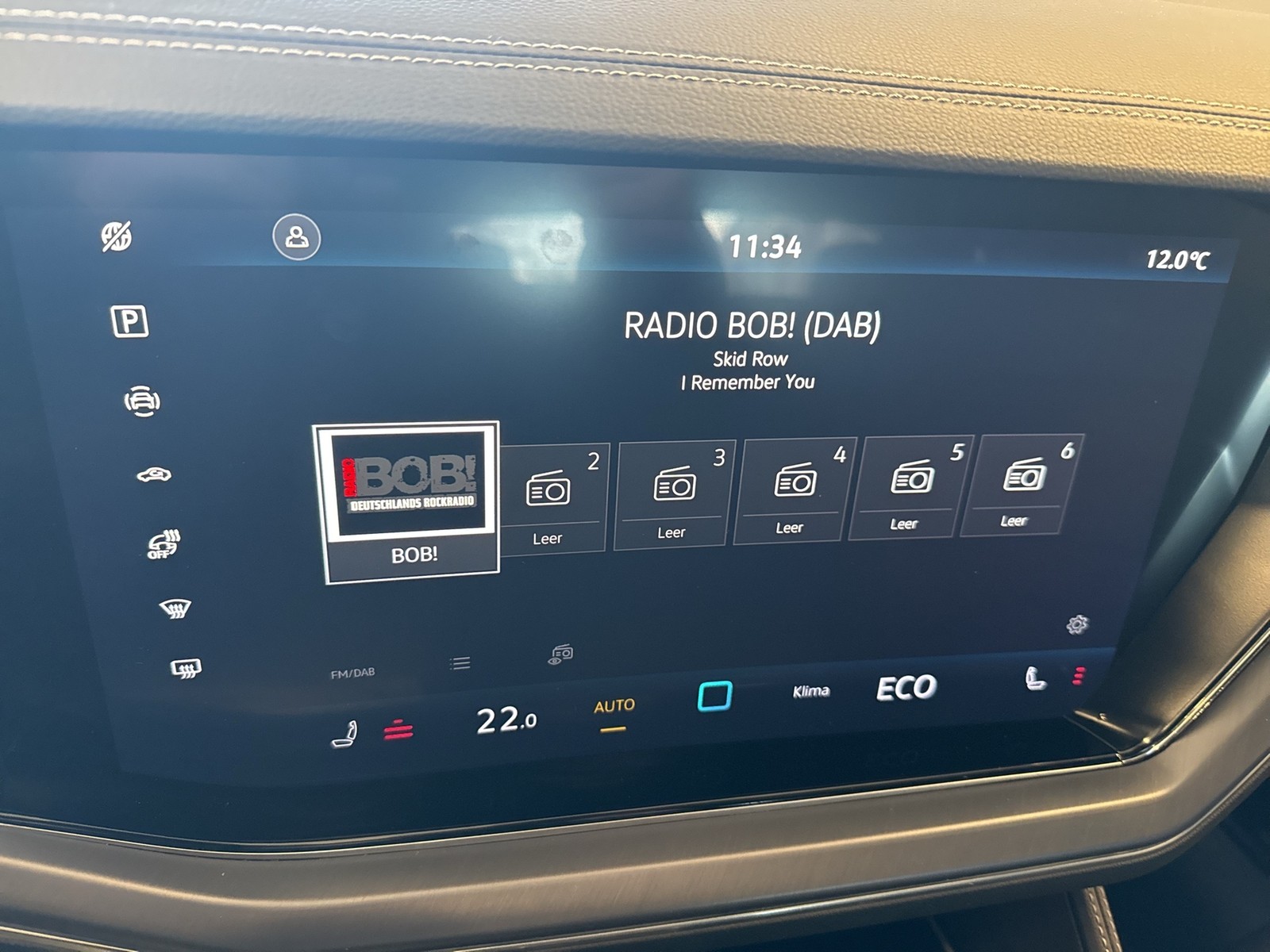 Volkswagen Touareg HYBRID R PANO DYNAUDIO CAM ACC LM21