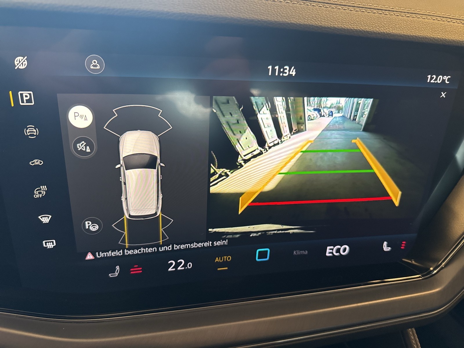 Volkswagen Touareg HYBRID R PANO DYNAUDIO CAM ACC LM21