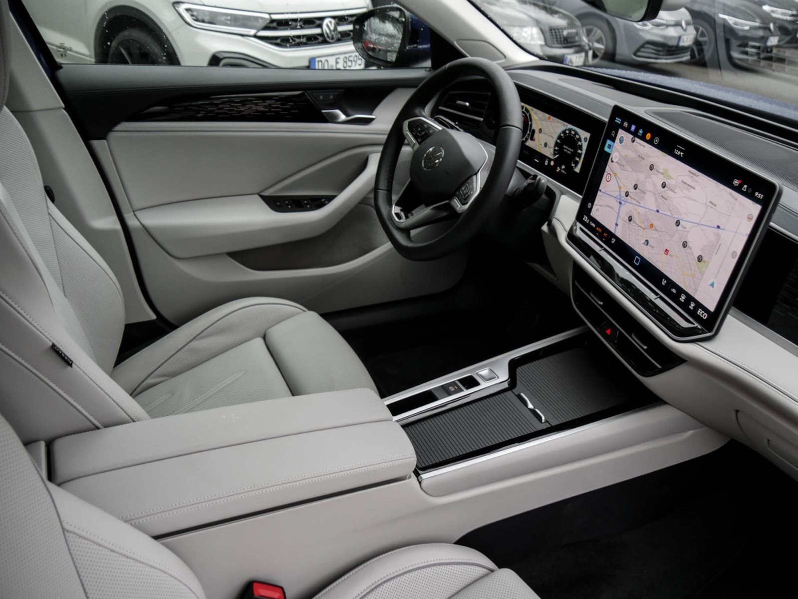 Volkswagen Passat Variant 1.5 HYBRID ELEGANCE NEUES MODELL