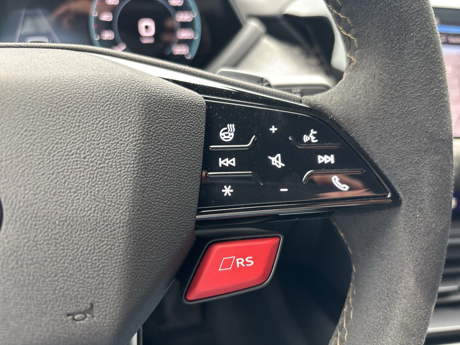 Audi RS e-tron GT performance quattro CARBONDACH LM21