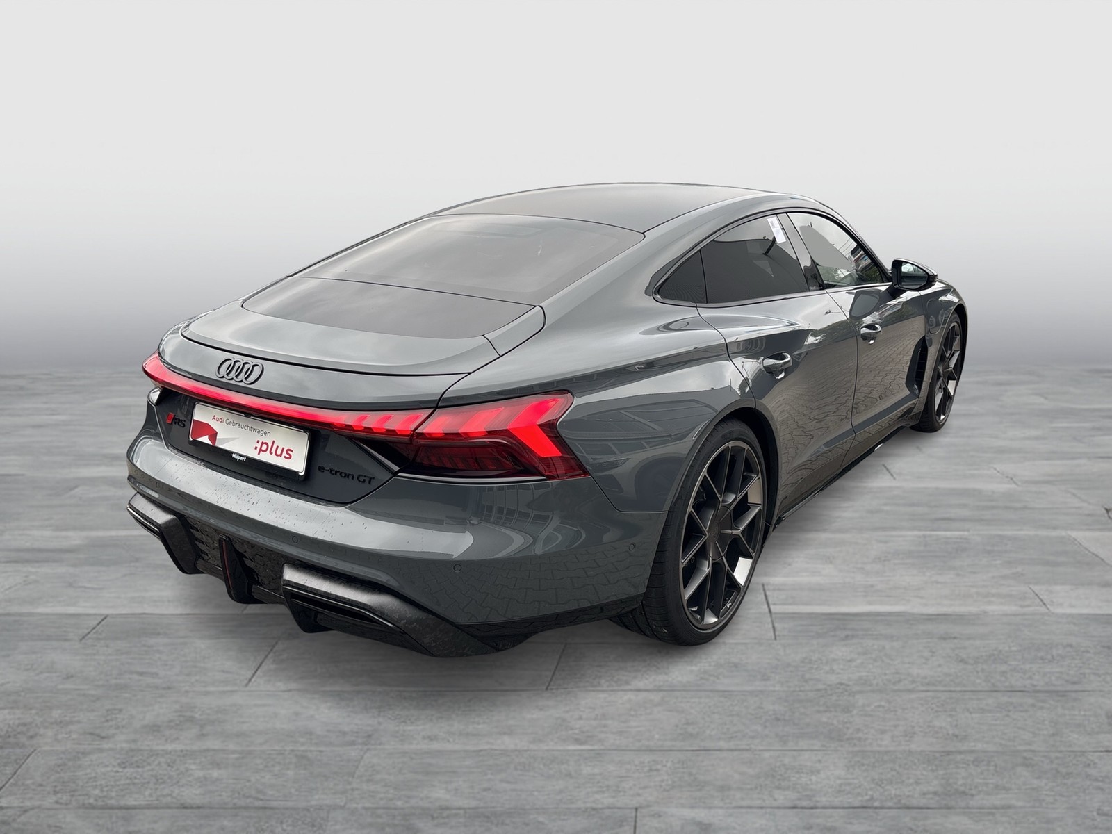 Audi RS e-tron GT performance quattro CARBONDACH LM21