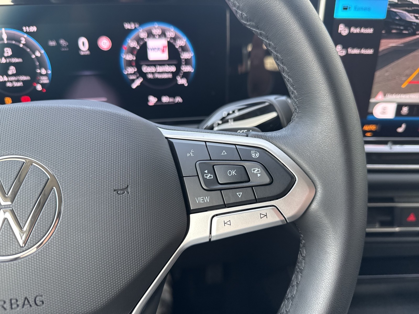 Volkswagen Tiguan 1.5 HYBRID ELEGANCE AHK CAM ACC LM18 NAVI