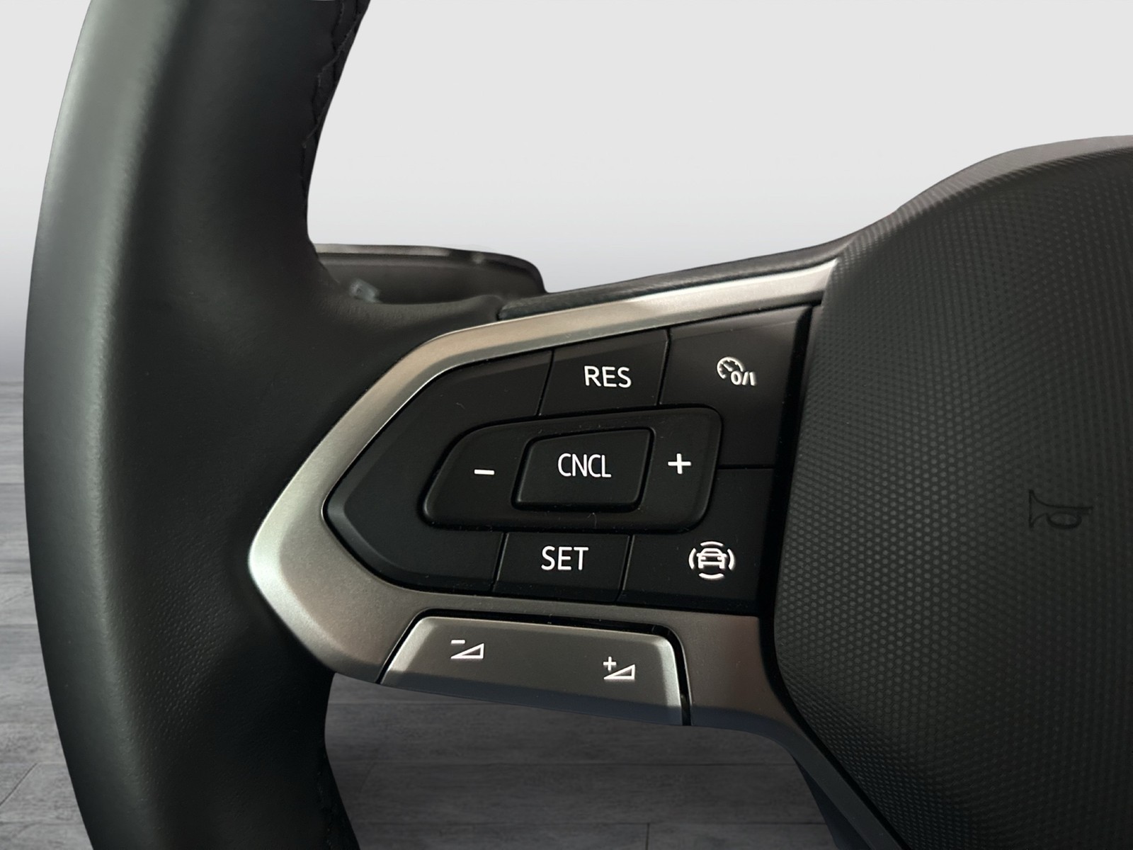 Volkswagen Taigo 1.0 LIFE CAM CARPLAY SITZHEIZUNG ALU LED