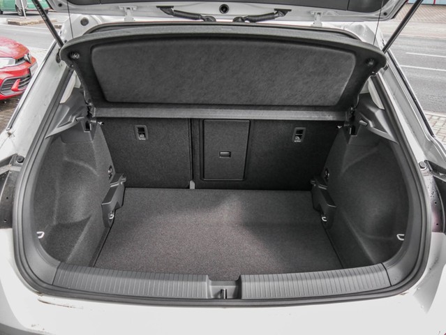 Volkswagen T-Roc 1.0 LIFE KAMERA ACC ALU17" NAVI SITZHEIZ.