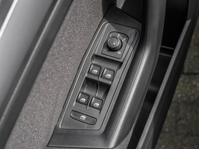 Volkswagen T-Roc 1.0 LIFE KAMERA ACC ALU17" NAVI SITZHEIZ.