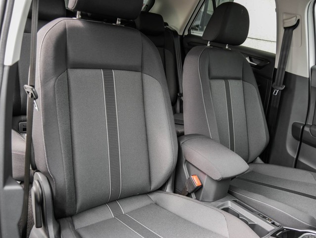 Volkswagen T-Roc 1.0 LIFE KAMERA ACC ALU17" NAVI SITZHEIZ.