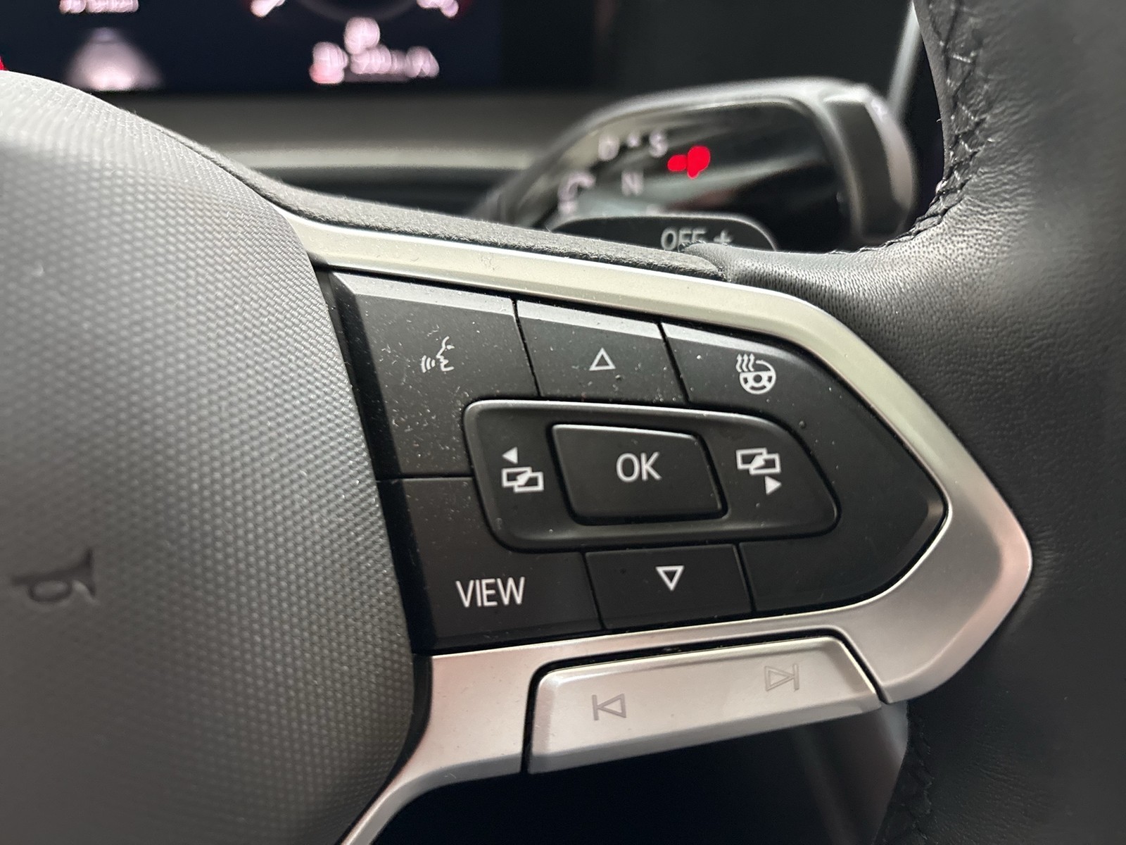 Volkswagen Tayron 2.0 LIFE AHK CAM ACC CARPLAY SITZHEIZUNG