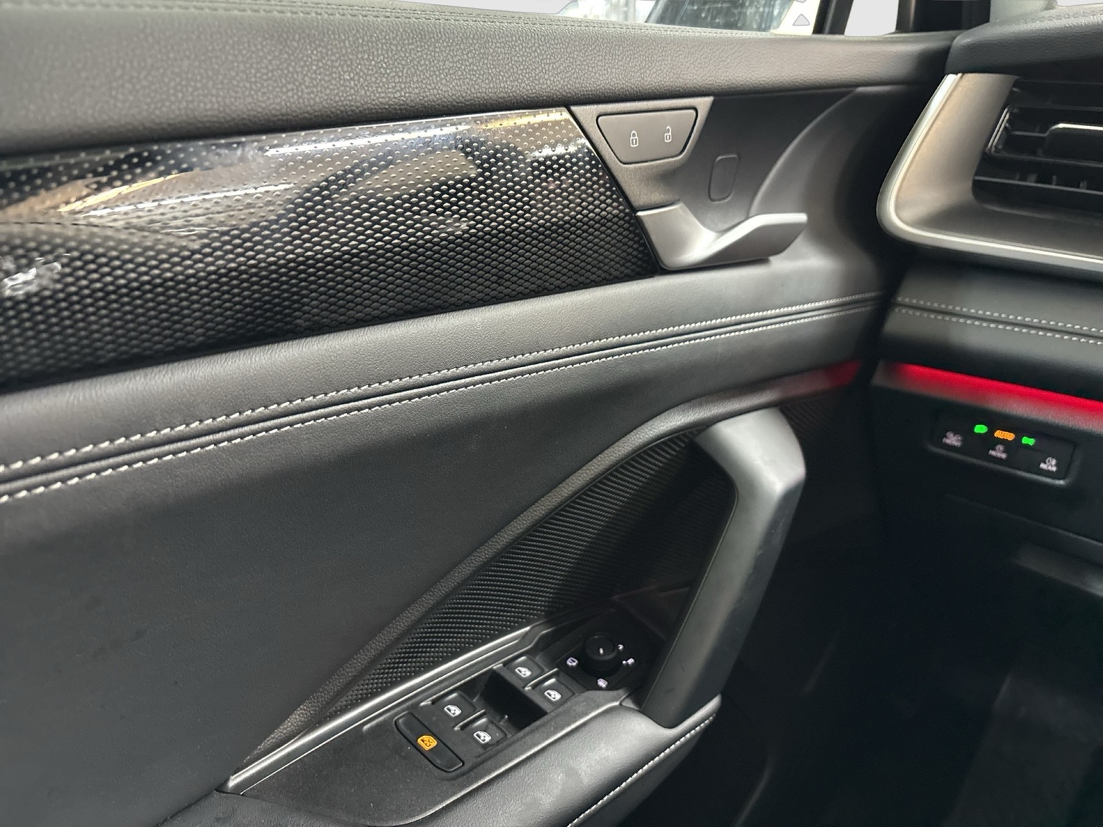 Volkswagen Tayron 2.0 LIFE AHK CAM ACC CARPLAY SITZHEIZUNG