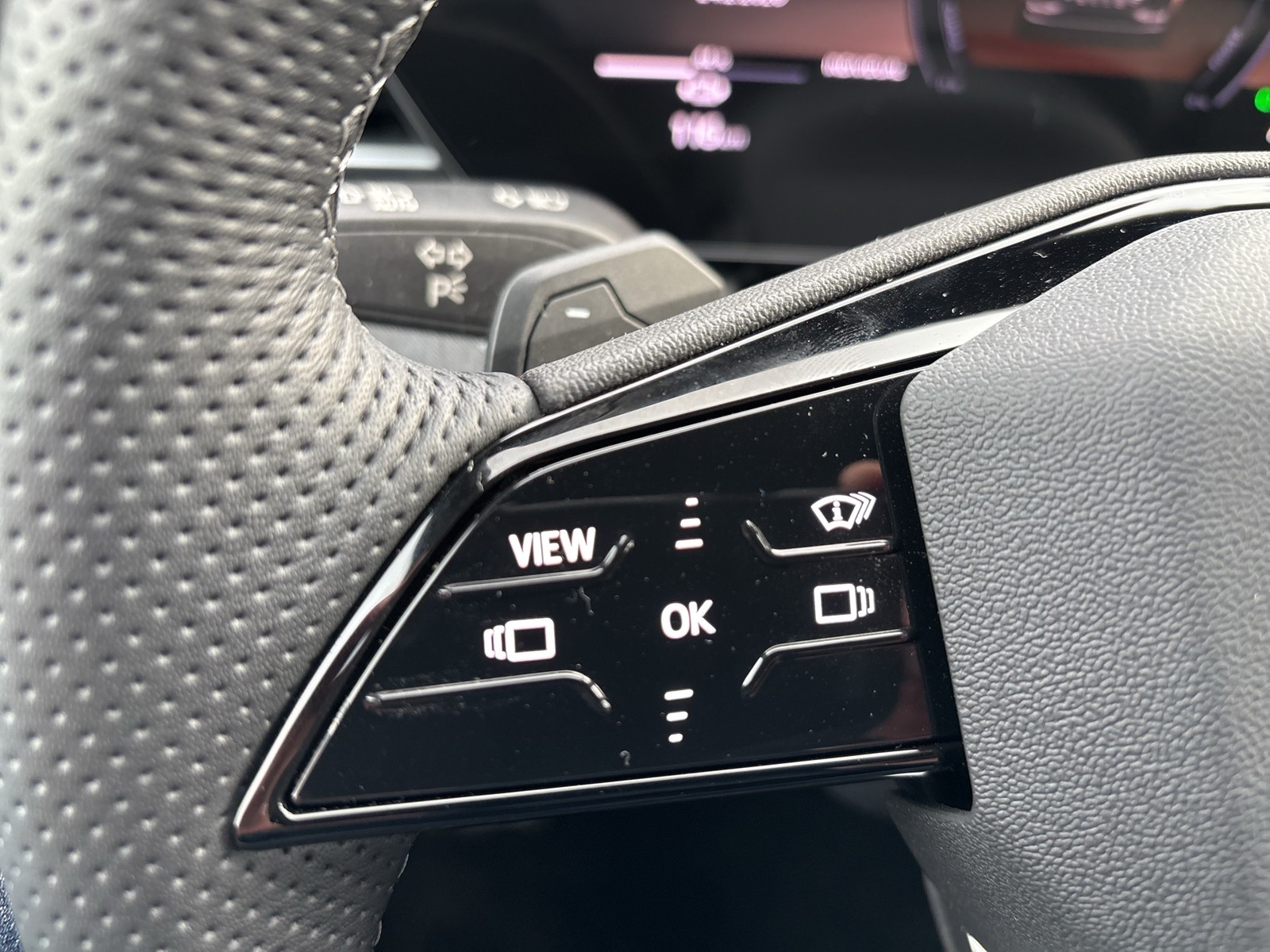 Audi Q6 e-tron quattro S LINE TECH PRO PANO B&O CAM