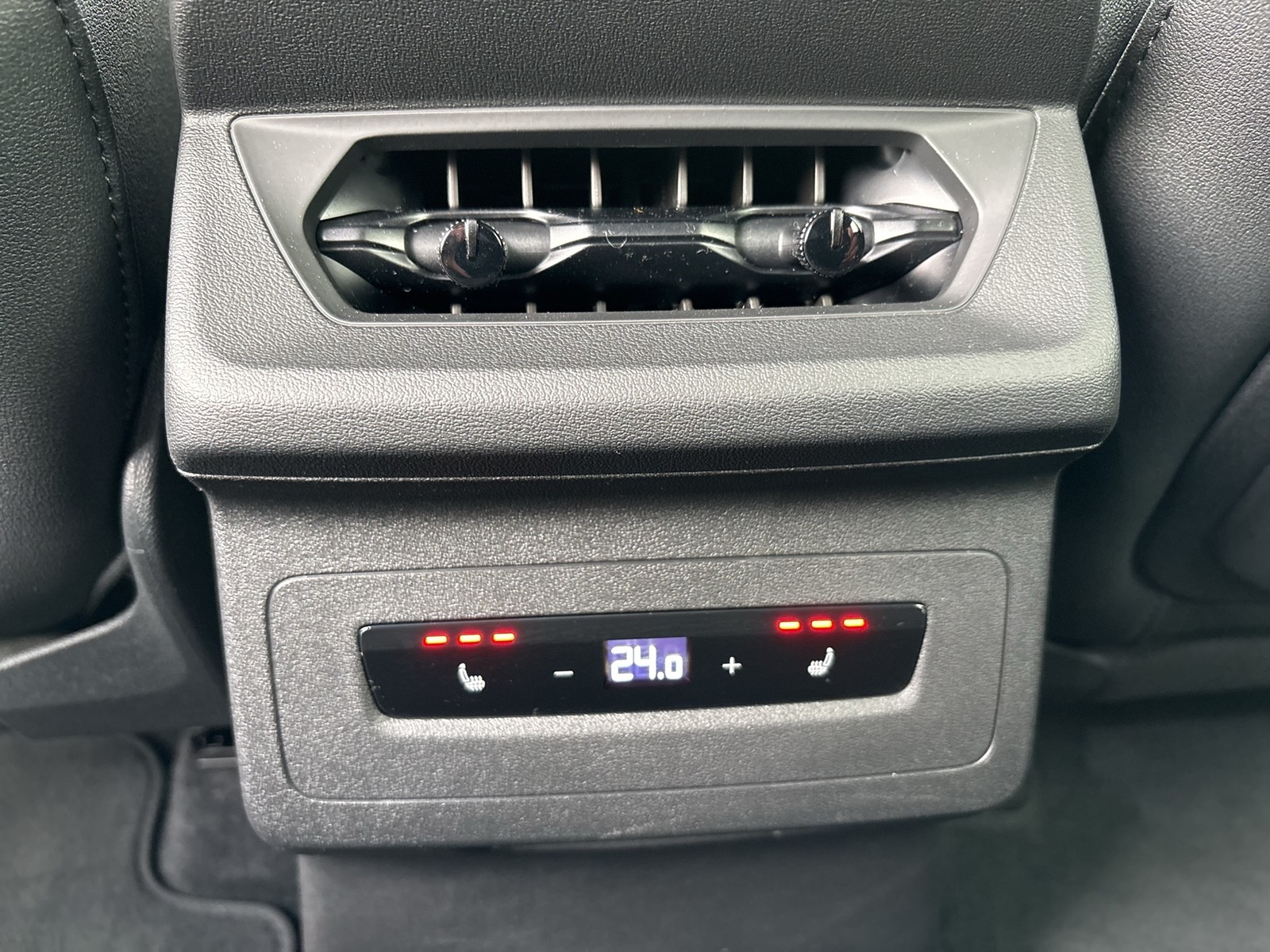 Audi Q6 e-tron quattro S LINE TECH PRO PANO B&O CAM