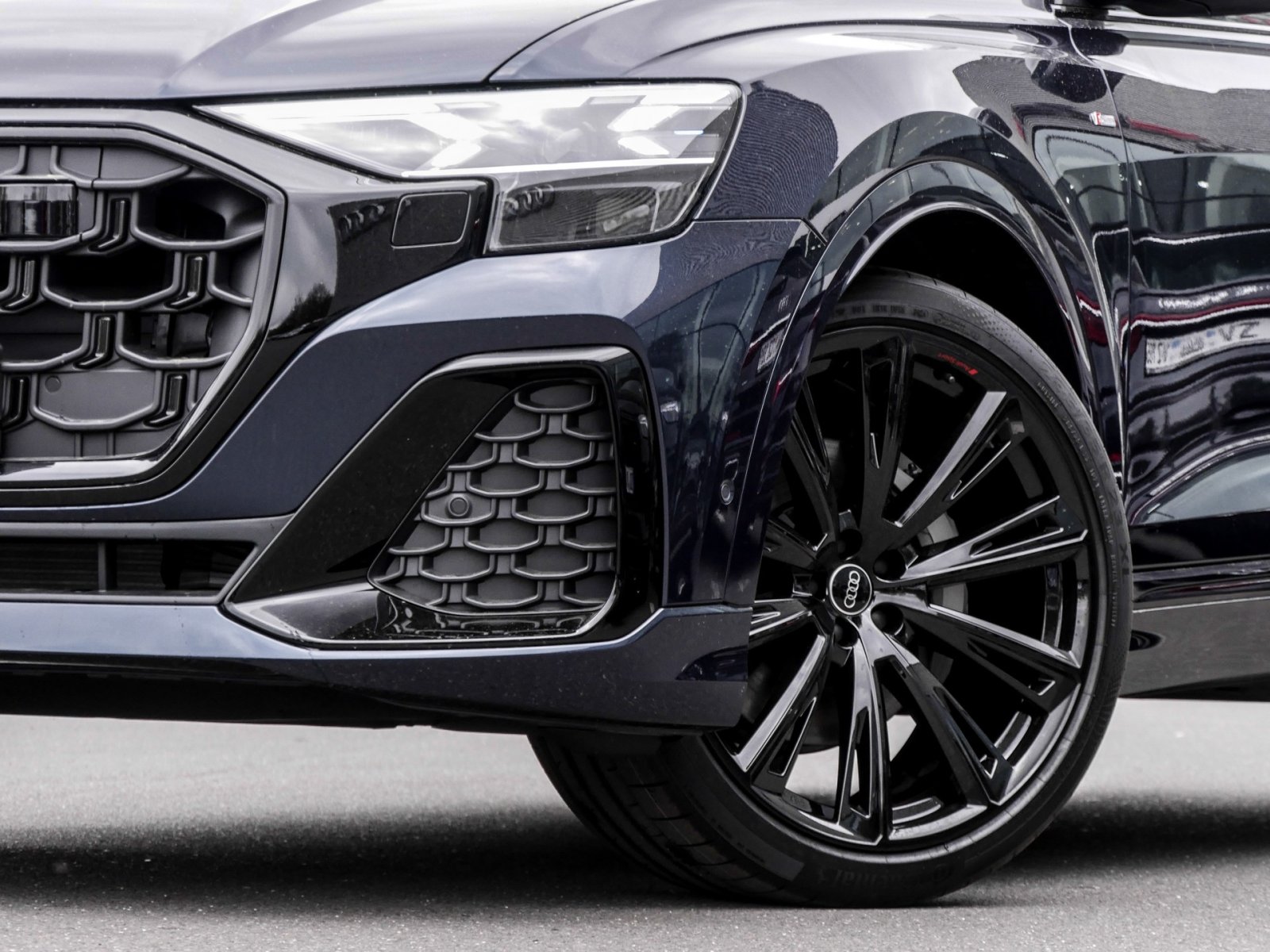 Audi Q8 50 TDI quattro tiptronic Standheizung+Memory+AHK+Pano+B&O+
