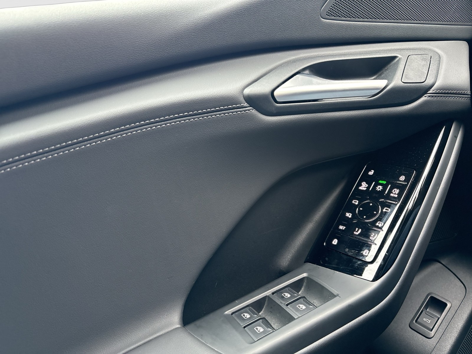 Audi Q6 e-tron quattro S LINE BLACKPAK TECH+ ACC 20"