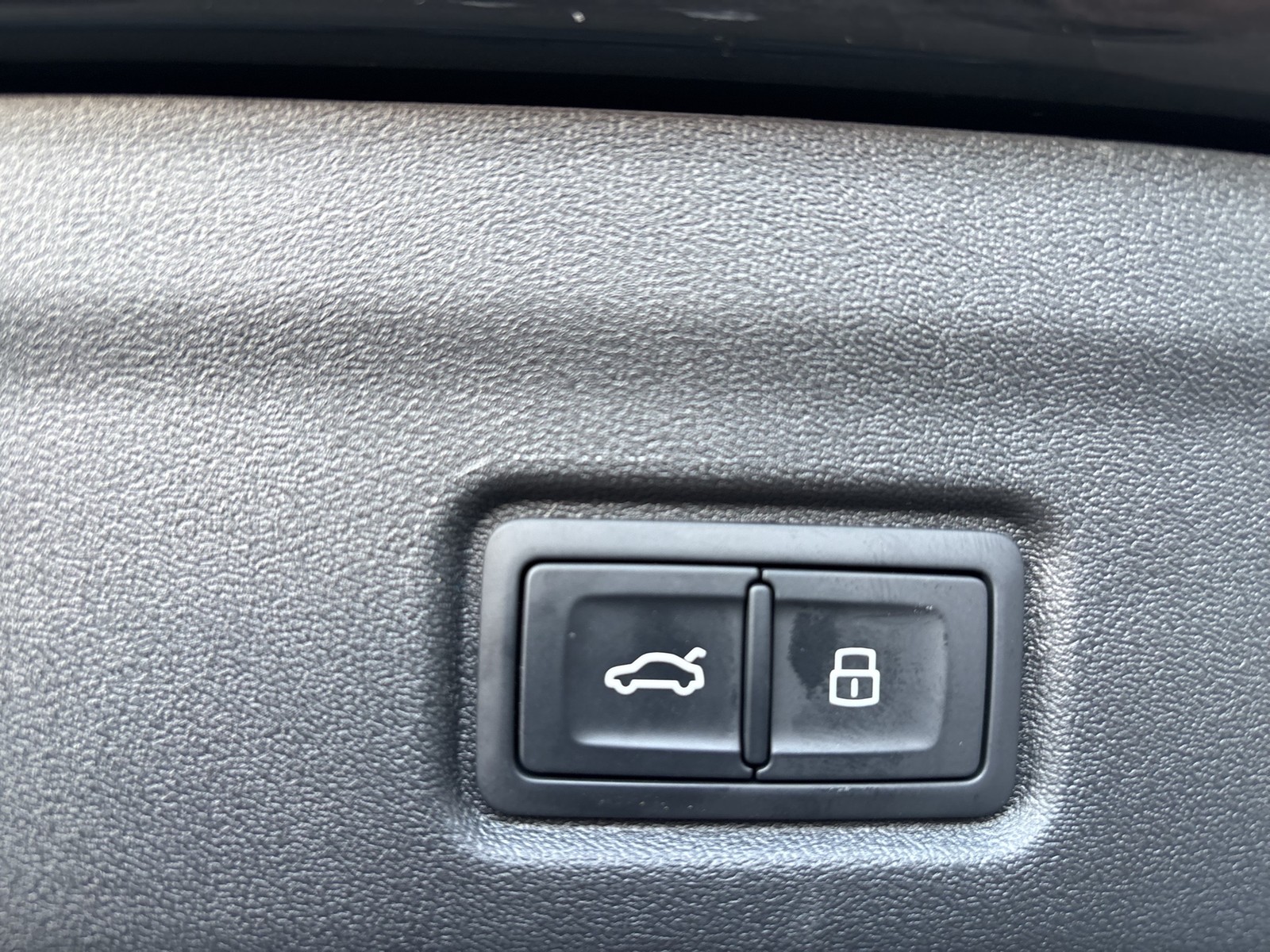 Audi Q6 e-tron quattro S LINE BLACKPAK TECH+ 20" ACC